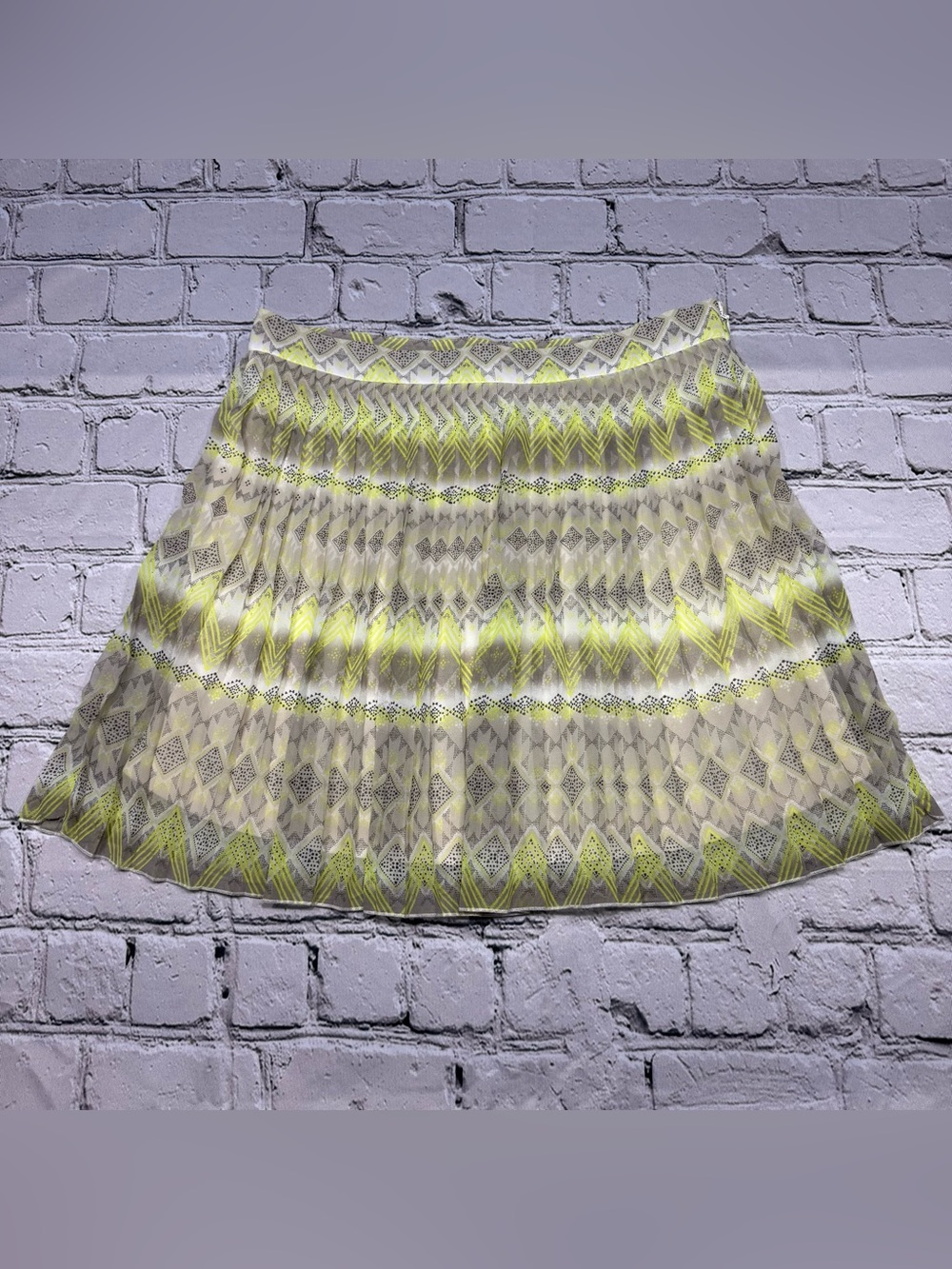 American Eagle Outfitters 2010s Indie Aztec Geometric Print Pleated Mini Skirt